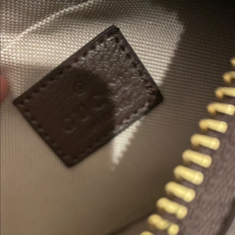Gucci Brown and Tan GG Shoulder Bag - Picture 4 of 11